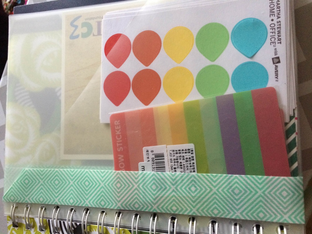 Wrapables Transparent Sticky Notes with Dual Tip Marker Pens for Home, School, Office White